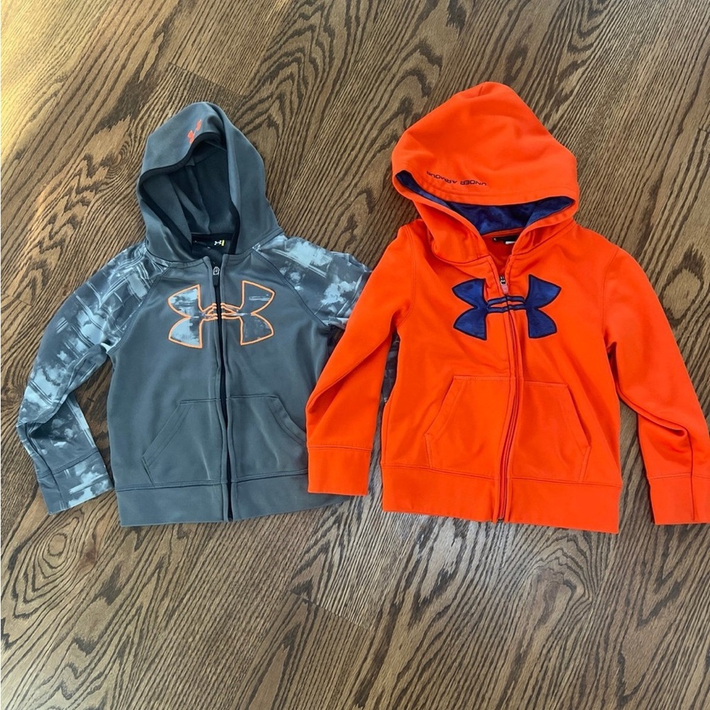 Size 5 under armour zip up hoodies